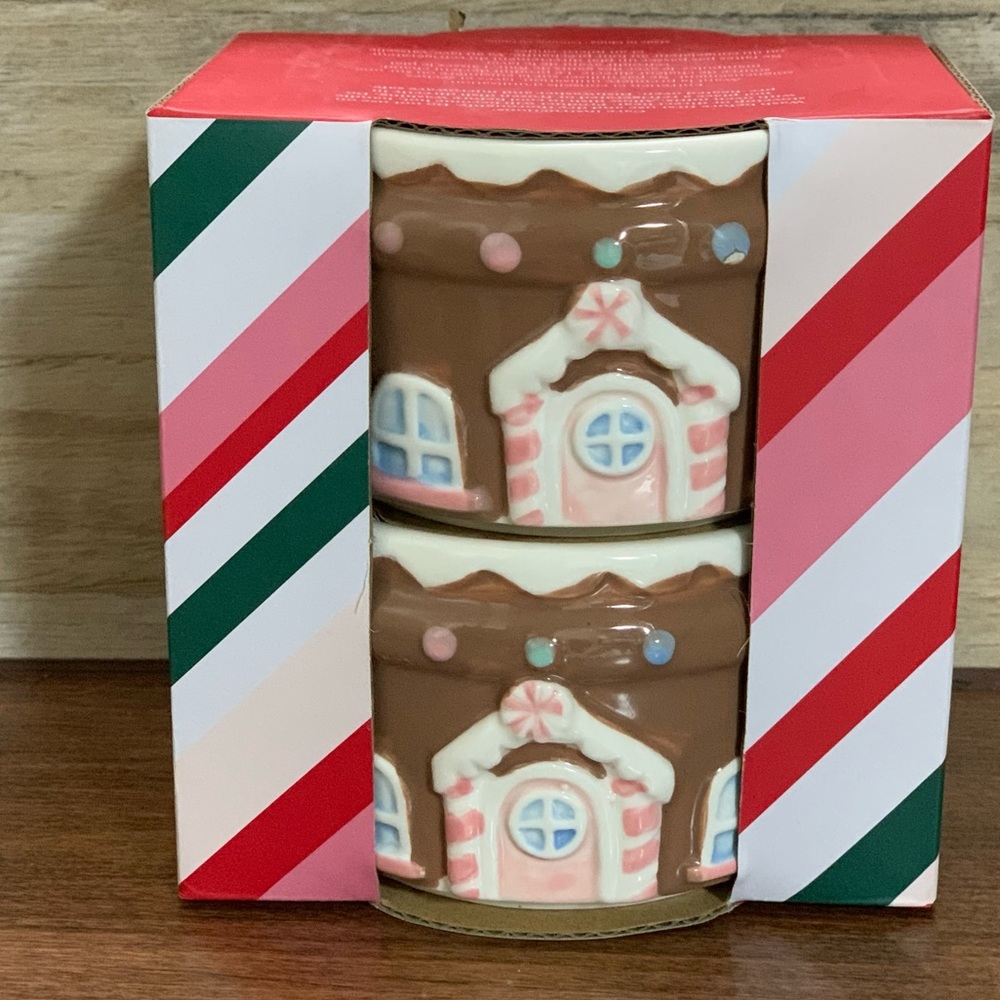 Super Cute 🥰 The Bakeshop Pastel Gingerbread House Ramekin set - New